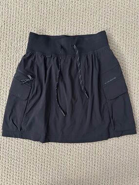 lululemon athletica black cargo high-rise hiking skirt (skort)